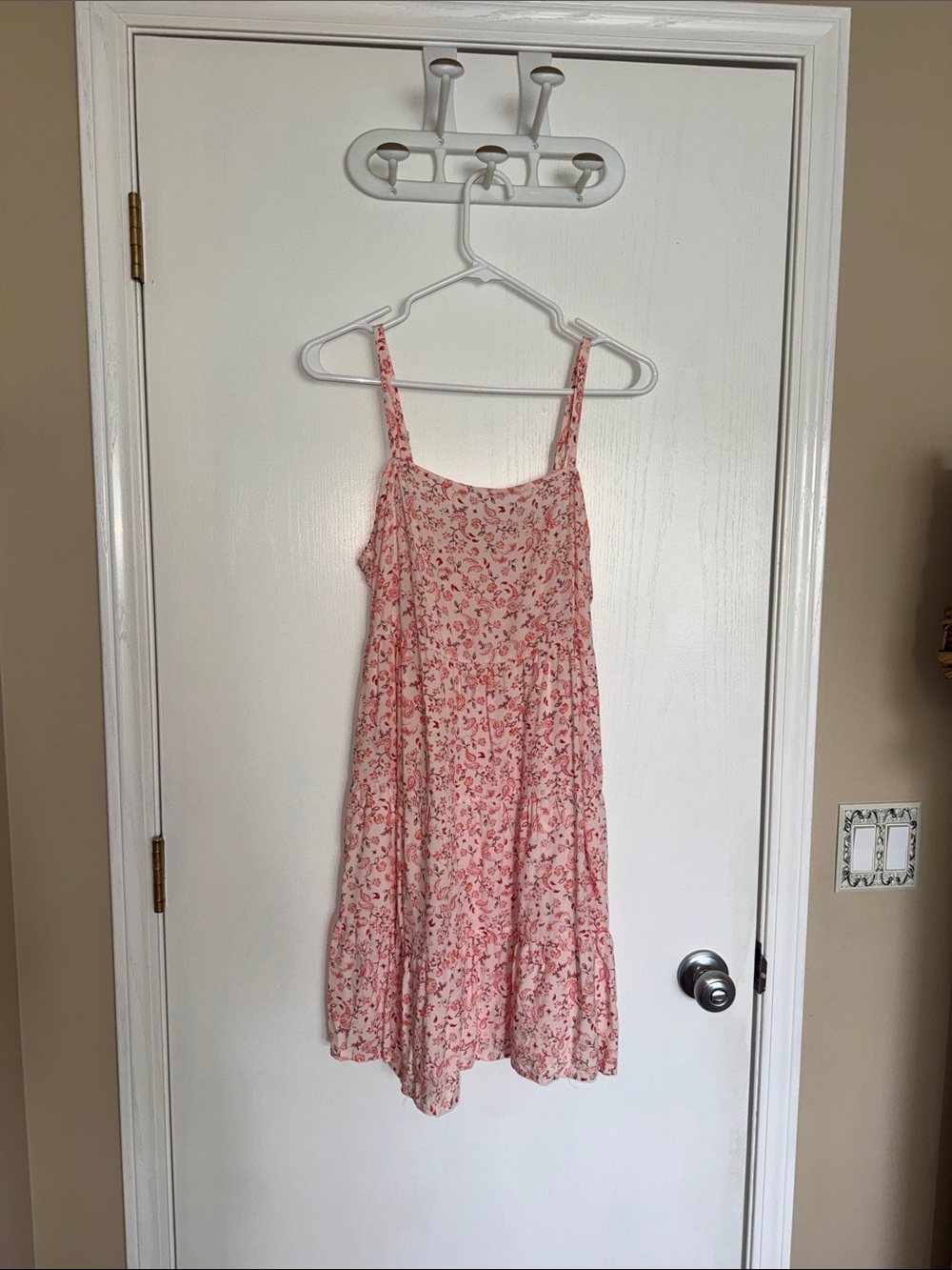 Old Navy Pink PaisleyFloral Spaghetti-Strap Sundress (Light Pink)